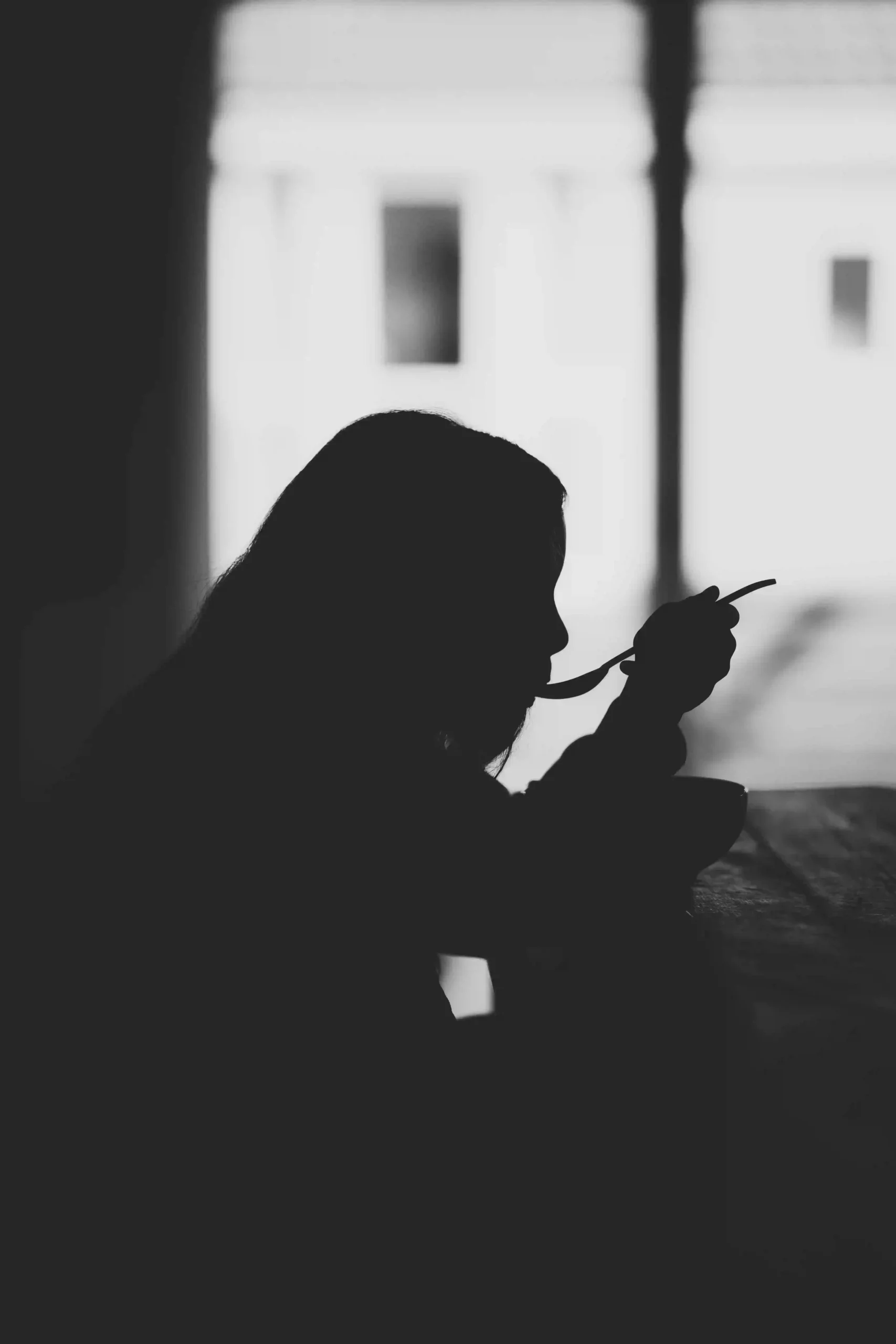 一直夢到同一個人？是思念、預兆還是心魔？
